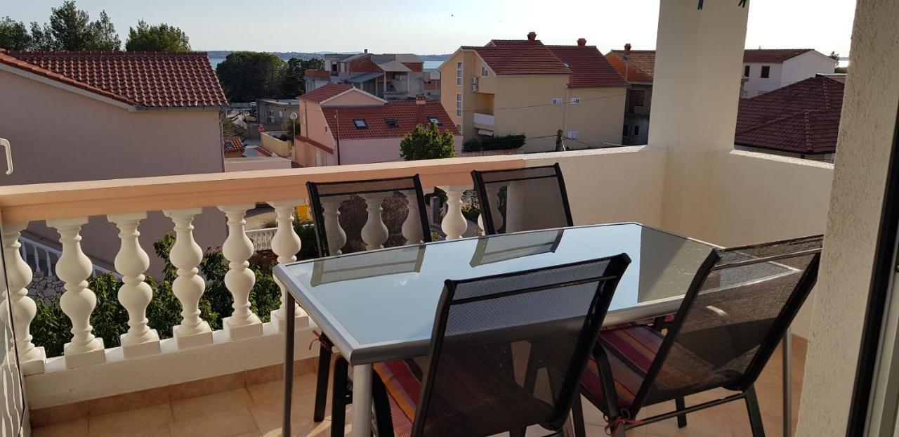 Apartmani Sanja Vrsi Exterior photo