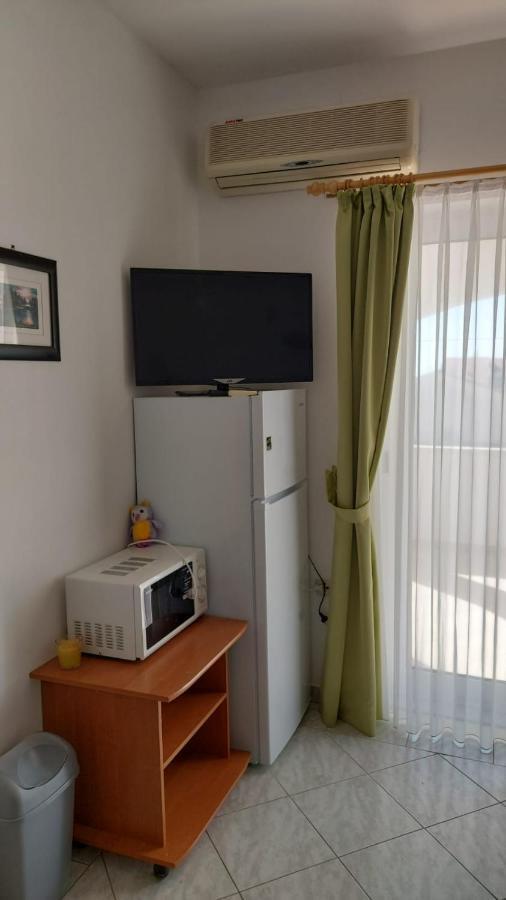 Apartmani Sanja Vrsi Exterior photo