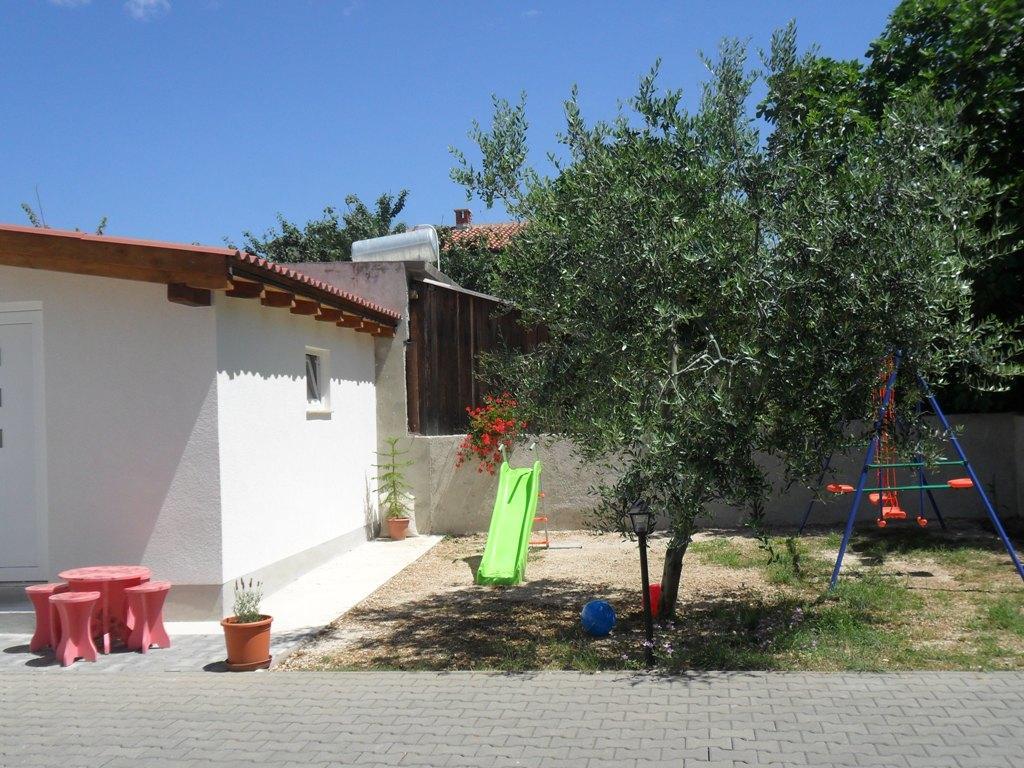 Apartmani Sanja Vrsi Exterior photo