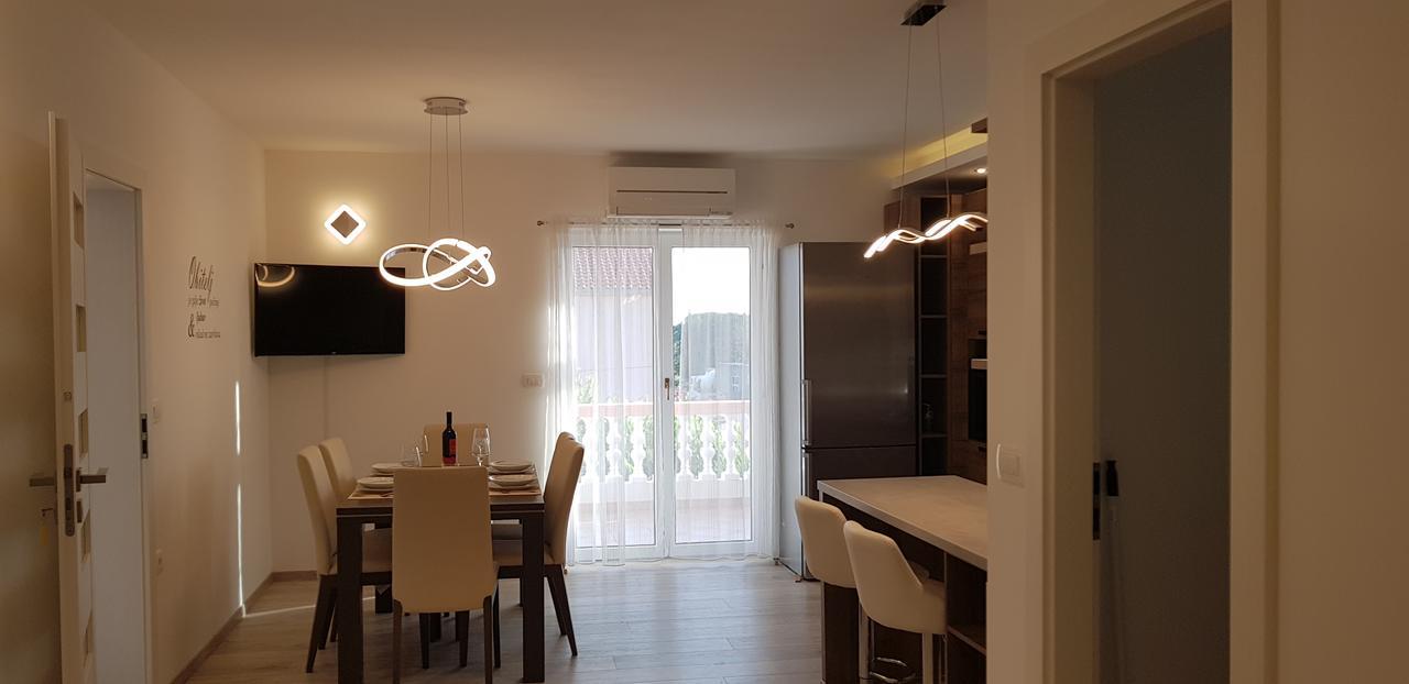 Apartmani Sanja Vrsi Exterior photo