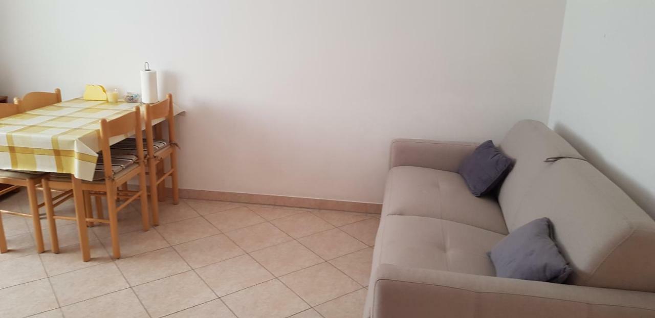Apartmani Sanja Vrsi Exterior photo